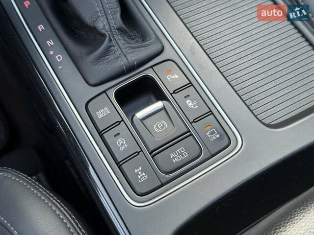 Сірий Кіа Соренто, об'ємом двигуна 2.2 л та пробігом 223 тис. км за 20750 $, фото 71 на Automoto.ua