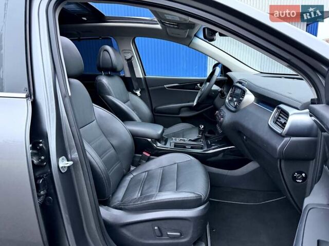 Серый Киа Соренто, объемом двигателя 2.2 л и пробегом 193 тыс. км за 21300 $, фото 31 на Automoto.ua