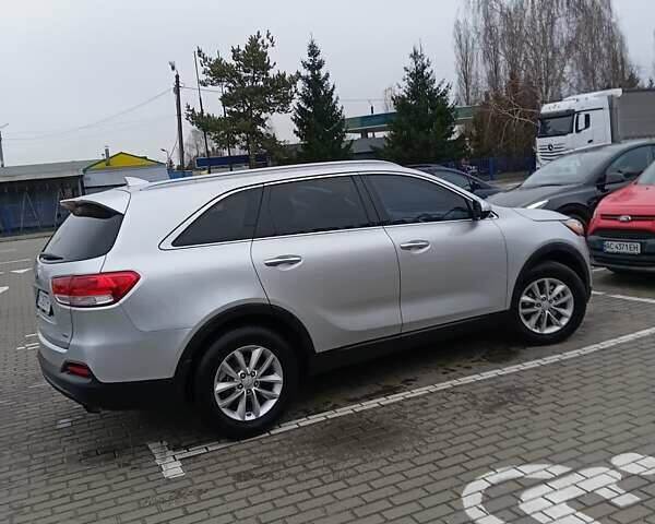 Серый Киа Соренто, объемом двигателя 2.4 л и пробегом 230 тыс. км за 14800 $, фото 2 на Automoto.ua