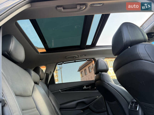 Сірий Кіа Соренто, об'ємом двигуна 2.2 л та пробігом 223 тис. км за 20750 $, фото 91 на Automoto.ua