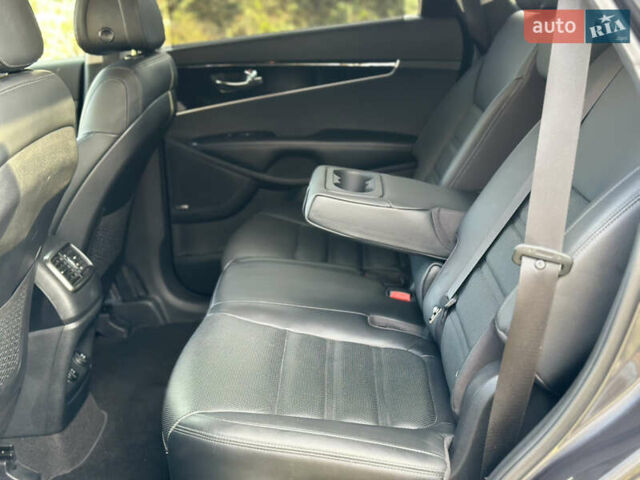 Серый Киа Соренто, объемом двигателя 2.2 л и пробегом 149 тыс. км за 21000 $, фото 74 на Automoto.ua