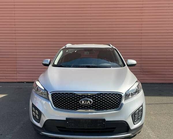 Серый Киа Соренто, объемом двигателя 2 л и пробегом 167 тыс. км за 21800 $, фото 13 на Automoto.ua