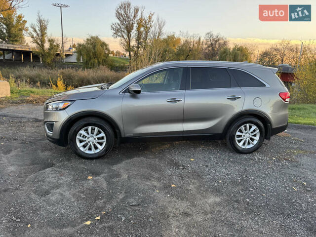 Серый Киа Соренто, объемом двигателя 2.4 л и пробегом 125 тыс. км за 14900 $, фото 12 на Automoto.ua