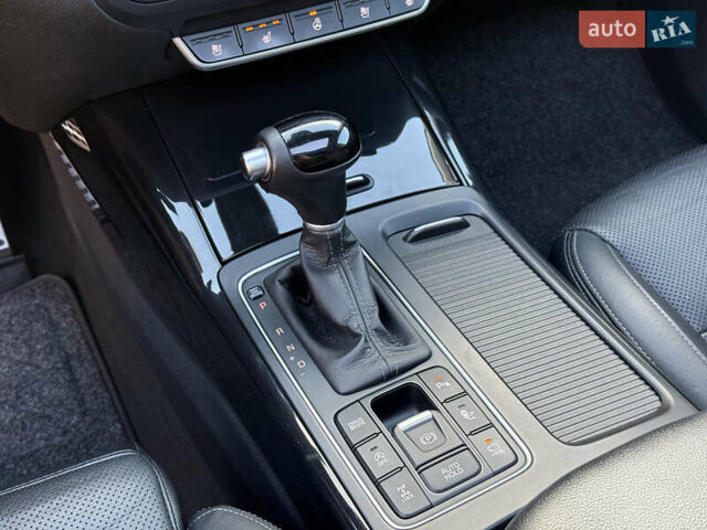 Сірий Кіа Соренто, об'ємом двигуна 2.2 л та пробігом 223 тис. км за 20750 $, фото 70 на Automoto.ua