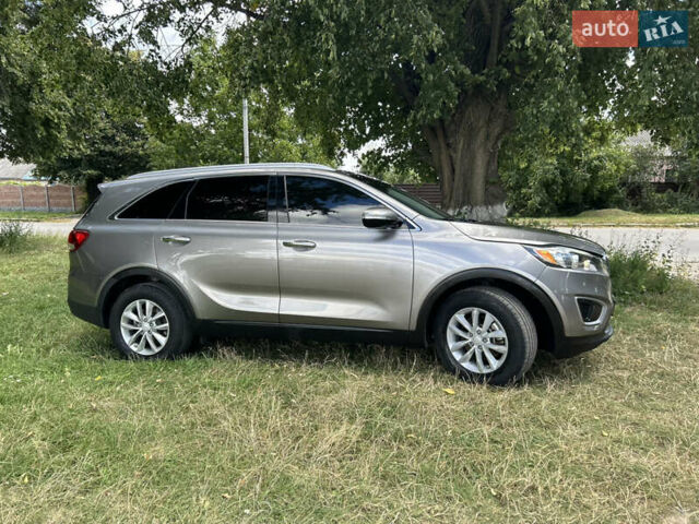 Серый Киа Соренто, объемом двигателя 2.36 л и пробегом 188 тыс. км за 14999 $, фото 25 на Automoto.ua