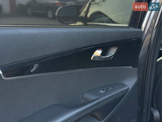 Сірий Кіа Соренто, об'ємом двигуна 2.2 л та пробігом 223 тис. км за 20750 $, фото 86 на Automoto.ua