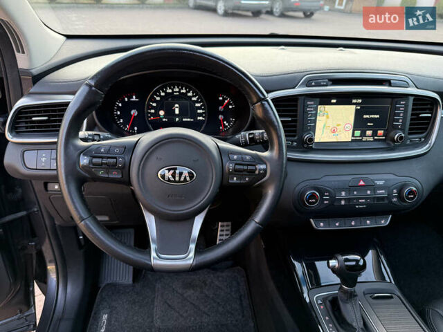 Сірий Кіа Соренто, об'ємом двигуна 2.2 л та пробігом 223 тис. км за 20750 $, фото 52 на Automoto.ua