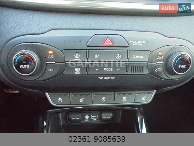 Серый Киа Соренто, объемом двигателя 2.2 л и пробегом 171 тыс. км за 22499 $, фото 7 на Automoto.ua