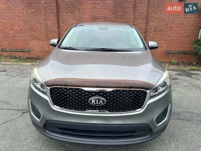 Серый Киа Соренто, объемом двигателя 2.36 л и пробегом 116 тыс. км за 19200 $, фото 2 на Automoto.ua