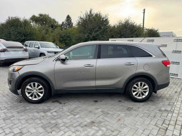 Сірий Кіа Соренто, об'ємом двигуна 2.4 л та пробігом 214 тис. км за 10900 $, фото 7 на Automoto.ua