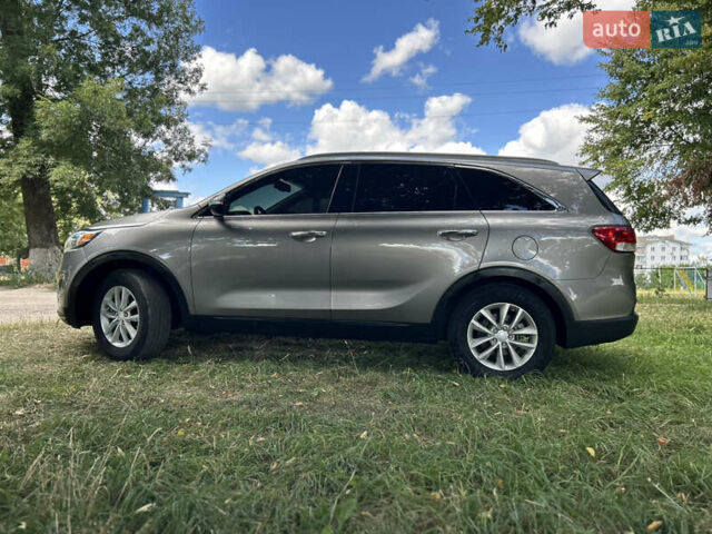 Серый Киа Соренто, объемом двигателя 2.36 л и пробегом 188 тыс. км за 14999 $, фото 31 на Automoto.ua