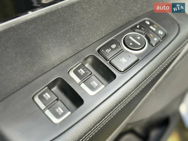 Серый Киа Соренто, объемом двигателя 2.2 л и пробегом 149 тыс. км за 21000 $, фото 39 на Automoto.ua