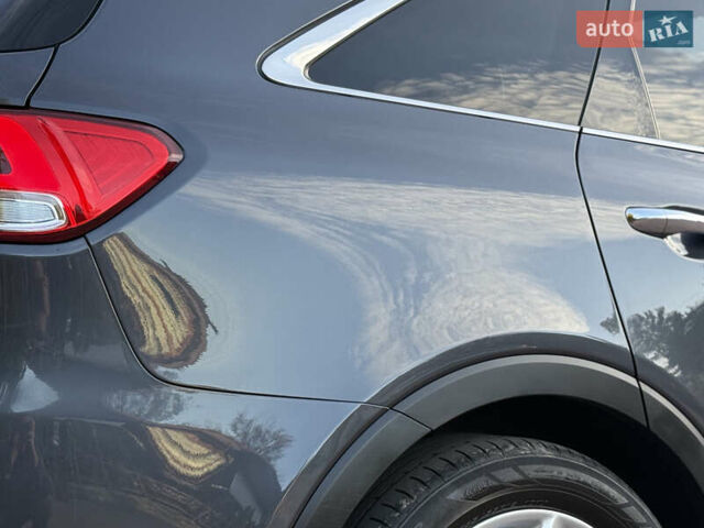 Сірий Кіа Соренто, об'ємом двигуна 2.2 л та пробігом 223 тис. км за 20750 $, фото 26 на Automoto.ua