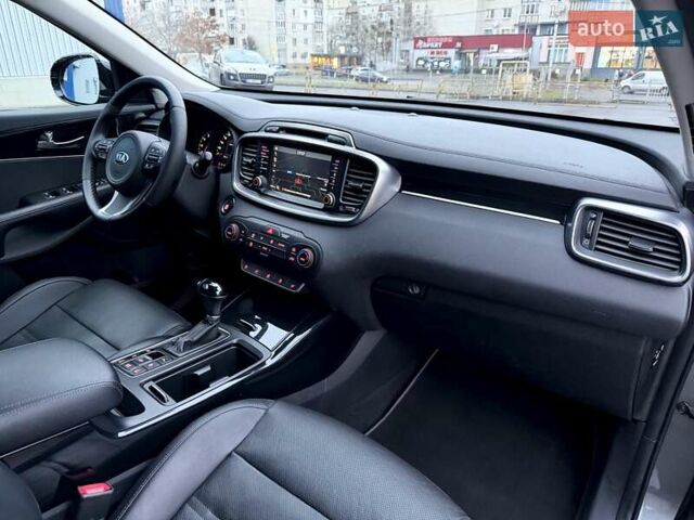 Серый Киа Соренто, объемом двигателя 2.2 л и пробегом 193 тыс. км за 21300 $, фото 33 на Automoto.ua
