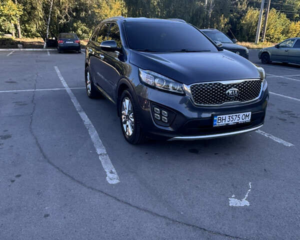 Серый Киа Соренто, объемом двигателя 2 л и пробегом 205 тыс. км за 23300 $, фото 2 на Automoto.ua