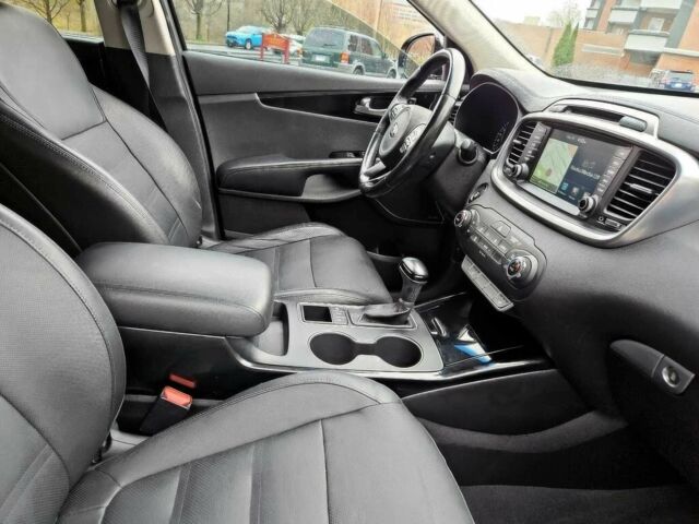 Киа Соренто 2016 в Кривом Роге на Automoto.ua Серый Киа Соренто, объемом двигателя 3.3 л и пробегом 79 тыс. км за 3500 $, фото 8 на Automoto.ua