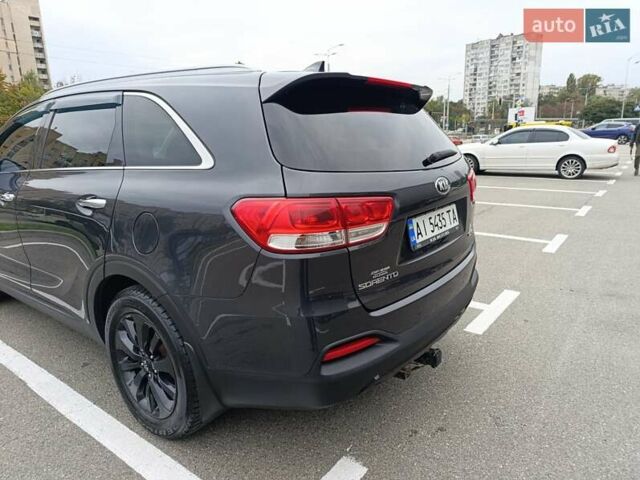 Серый Киа Соренто, объемом двигателя 3.3 л и пробегом 210 тыс. км за 17000 $, фото 5 на Automoto.ua