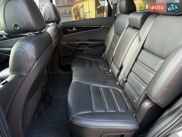 Сірий Кіа Соренто, об'ємом двигуна 2.2 л та пробігом 223 тис. км за 20750 $, фото 82 на Automoto.ua