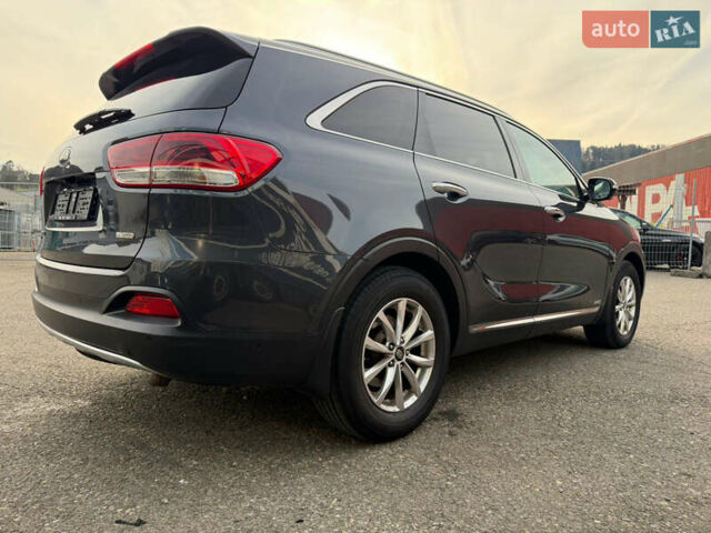 Серый Киа Соренто, объемом двигателя 2.2 л и пробегом 172 тыс. км за 22999 $, фото 12 на Automoto.ua