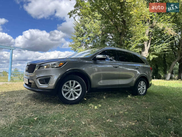 Серый Киа Соренто, объемом двигателя 2.36 л и пробегом 188 тыс. км за 14999 $, фото 32 на Automoto.ua