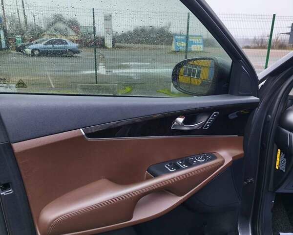 Серый Киа Соренто, объемом двигателя 2.2 л и пробегом 237 тыс. км за 21700 $, фото 19 на Automoto.ua