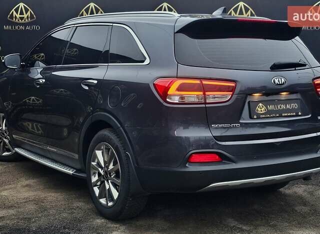 Серый Киа Соренто, объемом двигателя 2.2 л и пробегом 135 тыс. км за 21700 $, фото 7 на Automoto.ua