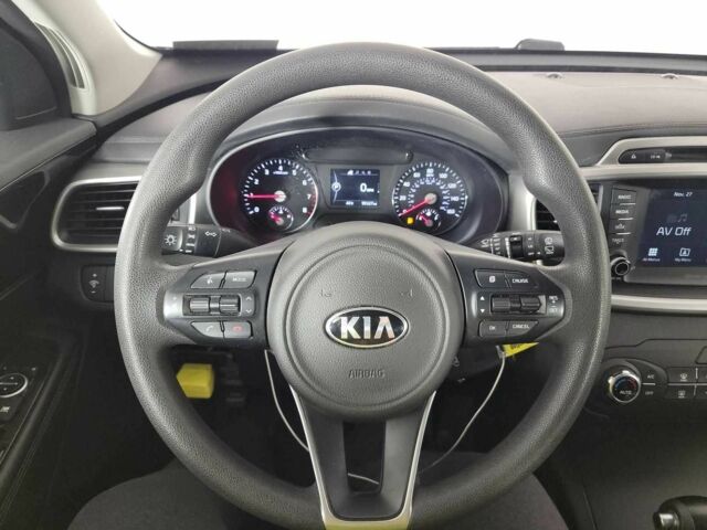 Сірий Кіа Соренто, об'ємом двигуна 0 л та пробігом 142 тис. км за 10400 $, фото 10 на Automoto.ua