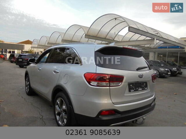 Серый Киа Соренто, объемом двигателя 2.2 л и пробегом 171 тыс. км за 22499 $, фото 3 на Automoto.ua