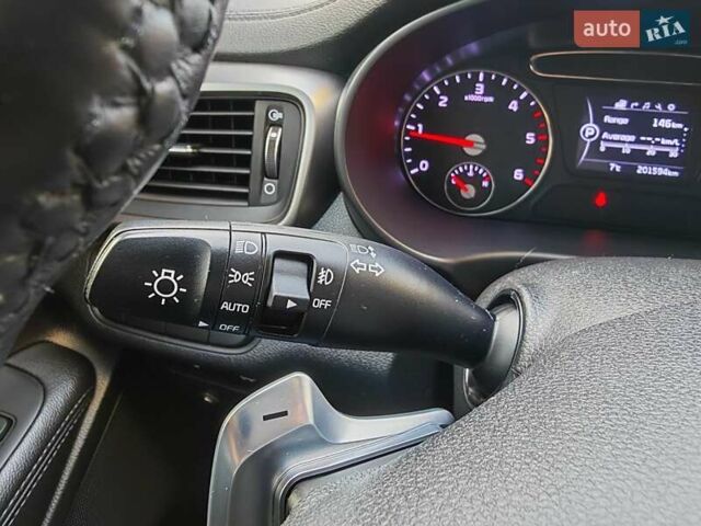 Сірий Кіа Соренто, об'ємом двигуна 2.2 л та пробігом 201 тис. км за 20500 $, фото 60 на Automoto.ua