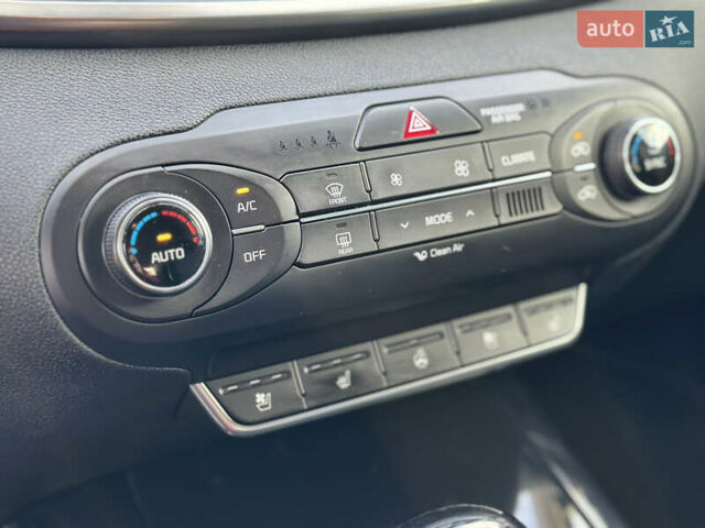 Серый Киа Соренто, объемом двигателя 2.2 л и пробегом 149 тыс. км за 21000 $, фото 42 на Automoto.ua