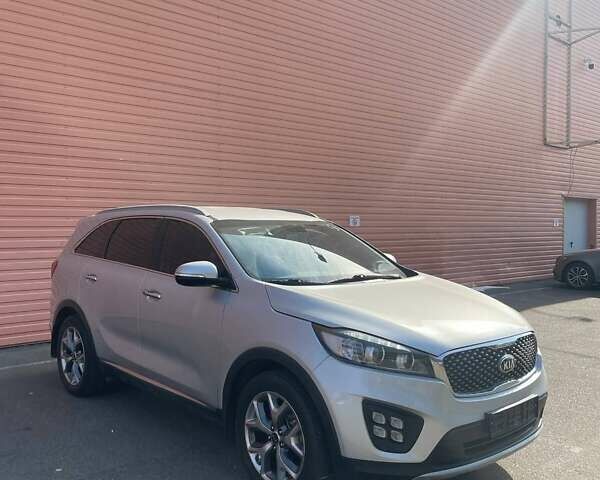 Серый Киа Соренто, объемом двигателя 2 л и пробегом 167 тыс. км за 21800 $, фото 6 на Automoto.ua