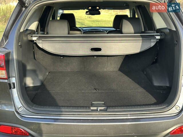 Серый Киа Соренто, объемом двигателя 2.2 л и пробегом 149 тыс. км за 21000 $, фото 26 на Automoto.ua