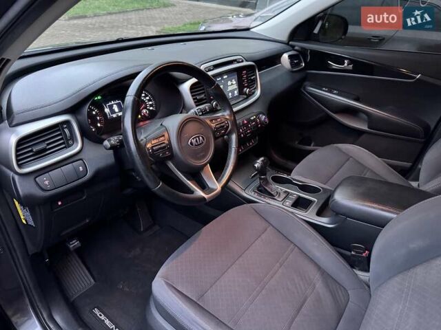 Серый Киа Соренто, объемом двигателя 2.4 л и пробегом 171 тыс. км за 15200 $, фото 34 на Automoto.ua