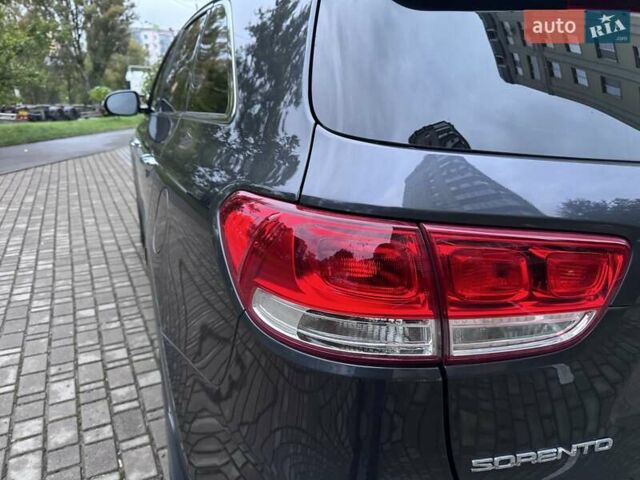 Серый Киа Соренто, объемом двигателя 2.4 л и пробегом 171 тыс. км за 15200 $, фото 22 на Automoto.ua