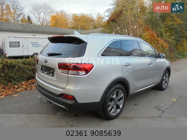 Серый Киа Соренто, объемом двигателя 2.2 л и пробегом 171 тыс. км за 22499 $, фото 2 на Automoto.ua