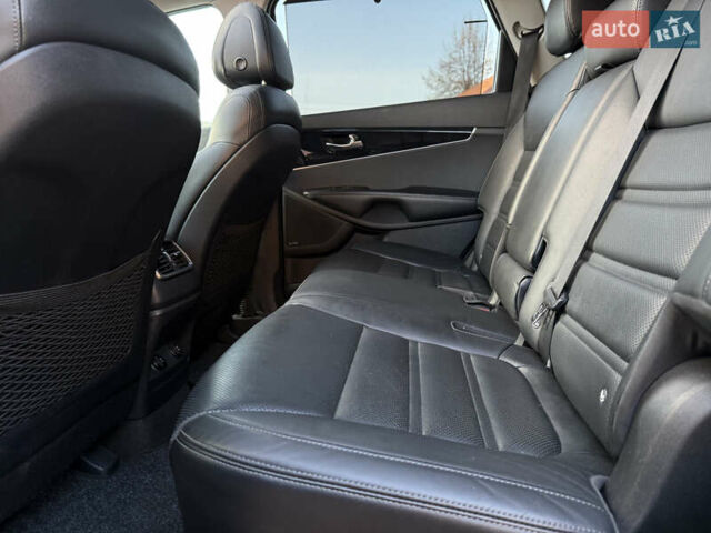 Сірий Кіа Соренто, об'ємом двигуна 2.2 л та пробігом 223 тис. км за 20750 $, фото 83 на Automoto.ua