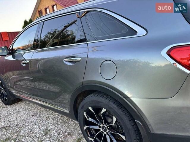 Сірий Кіа Соренто, об'ємом двигуна 2.2 л та пробігом 86 тис. км за 25500 $, фото 30 на Automoto.ua