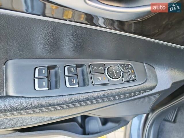 Сірий Кіа Соренто, об'ємом двигуна 2.2 л та пробігом 201 тис. км за 20500 $, фото 47 на Automoto.ua