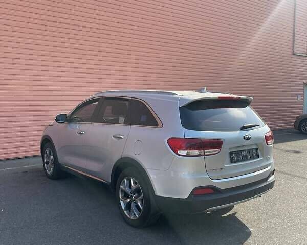 Серый Киа Соренто, объемом двигателя 2 л и пробегом 167 тыс. км за 21800 $, фото 7 на Automoto.ua