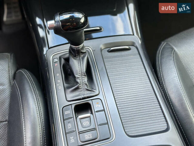 Серый Киа Соренто, объемом двигателя 2.2 л и пробегом 149 тыс. км за 21000 $, фото 50 на Automoto.ua