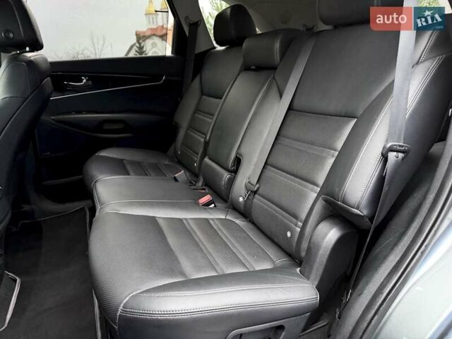Серый Киа Соренто, объемом двигателя 2.2 л и пробегом 193 тыс. км за 21300 $, фото 55 на Automoto.ua