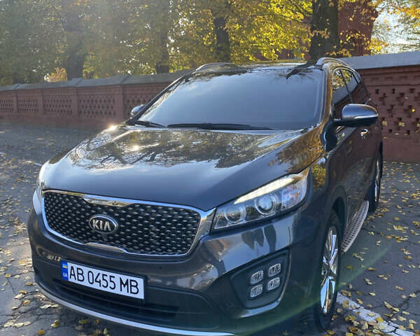 Серый Киа Соренто, объемом двигателя 2.2 л и пробегом 180 тыс. км за 25000 $, фото 5 на Automoto.ua