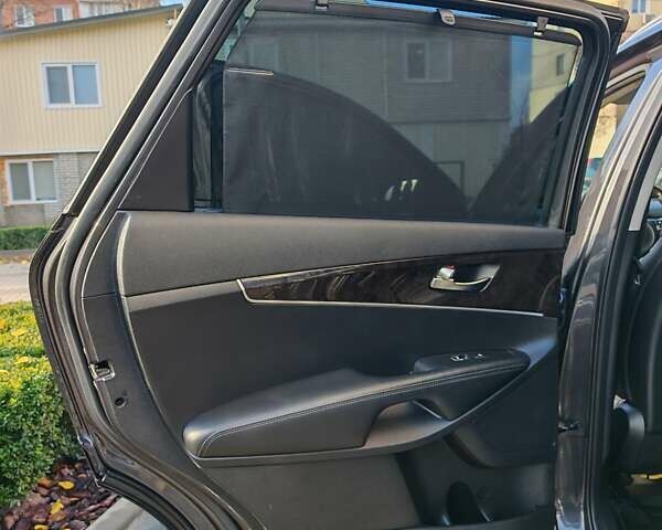 Сірий Кіа Соренто, об'ємом двигуна 2.2 л та пробігом 201 тис. км за 20500 $, фото 44 на Automoto.ua