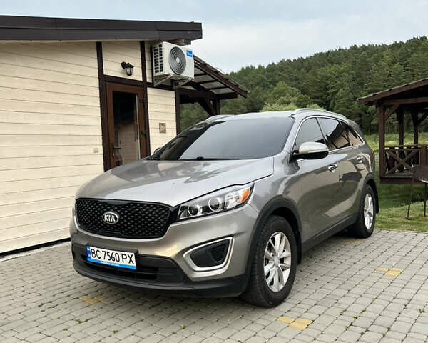 Серый Киа Соренто, объемом двигателя 2.4 л и пробегом 180 тыс. км за 14900 $, фото 1 на Automoto.ua