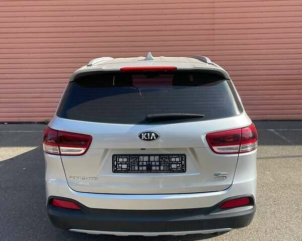 Серый Киа Соренто, объемом двигателя 2 л и пробегом 167 тыс. км за 21800 $, фото 11 на Automoto.ua