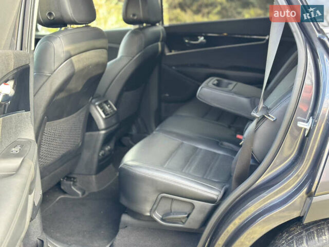 Серый Киа Соренто, объемом двигателя 2.2 л и пробегом 149 тыс. км за 21000 $, фото 83 на Automoto.ua