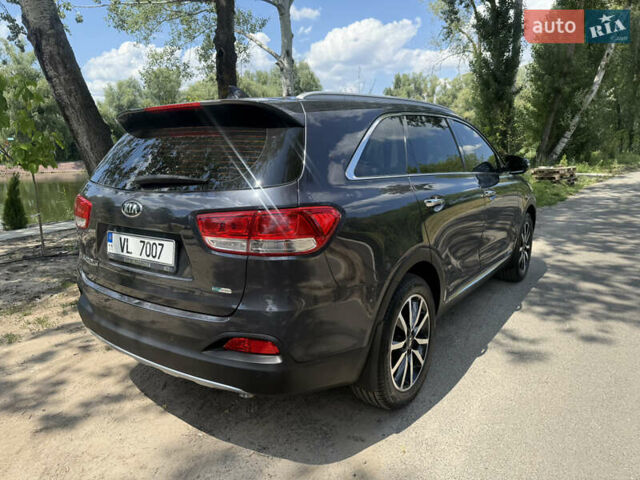 Серый Киа Соренто, объемом двигателя 2.2 л и пробегом 150 тыс. км за 21800 $, фото 6 на Automoto.ua