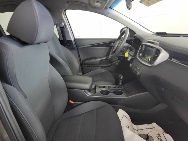 Сірий Кіа Соренто, об'ємом двигуна 0 л та пробігом 142 тис. км за 10400 $, фото 14 на Automoto.ua