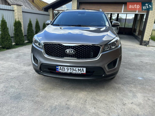 Серый Киа Соренто, объемом двигателя 2.36 л и пробегом 188 тыс. км за 14999 $, фото 13 на Automoto.ua