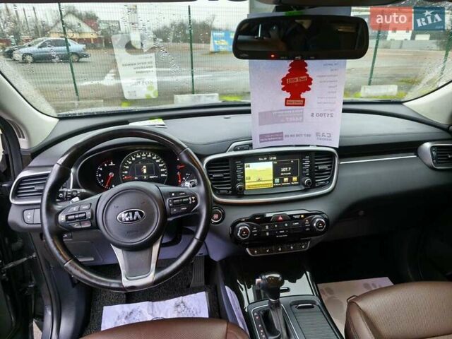 Серый Киа Соренто, объемом двигателя 2.2 л и пробегом 237 тыс. км за 21700 $, фото 10 на Automoto.ua